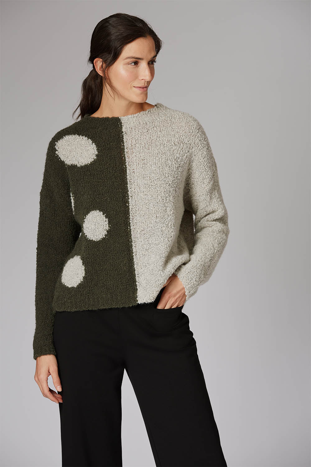 Seam Dot Sweater