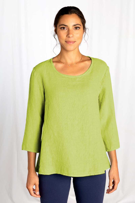 Cut Loose 3/4 SLV Aline Top Shoot