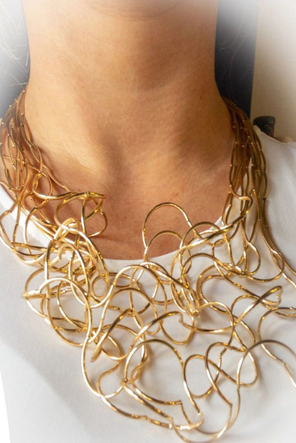 Jess & Lou Wow Statement Wire Necklace Gold