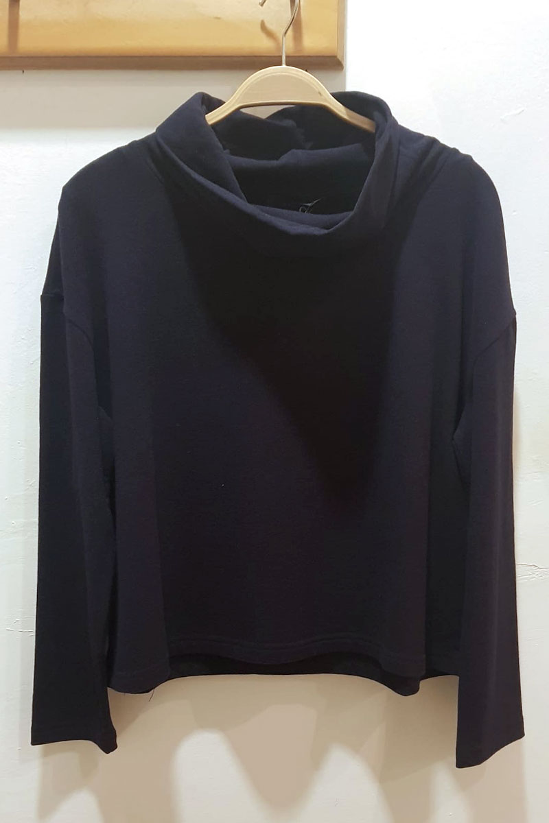 Neirami Turtle Neck T-Shirt Chioggia