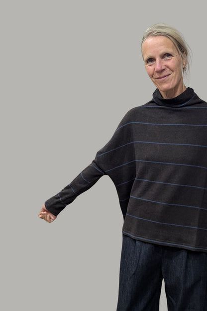 Basic Boxy Riga Sweater