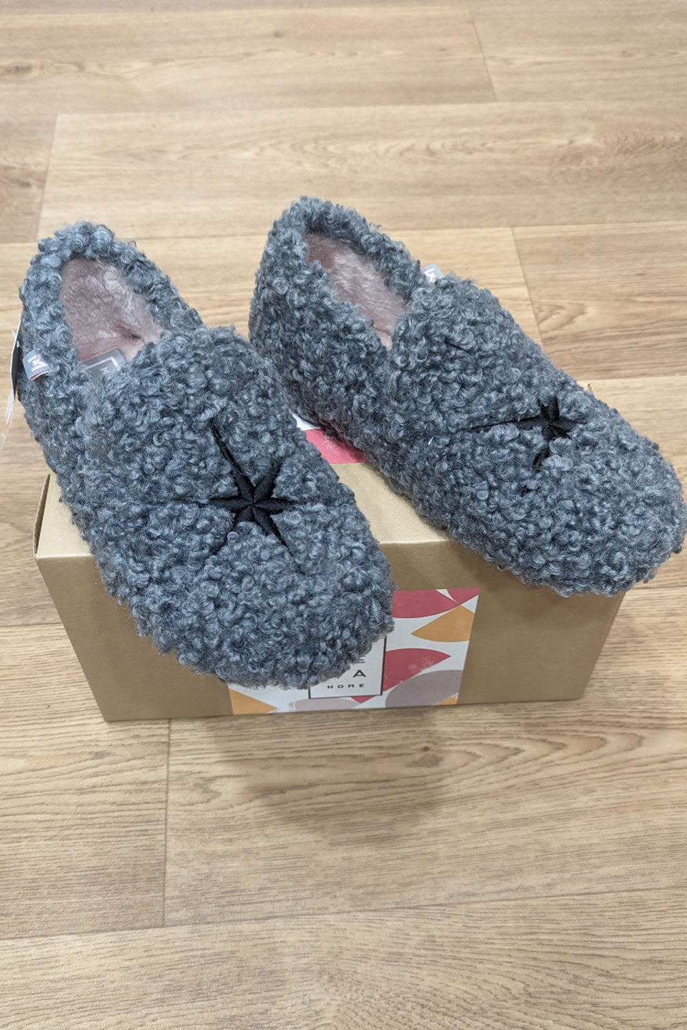 Macarena Anais Cidacos Slippers Grey Grey