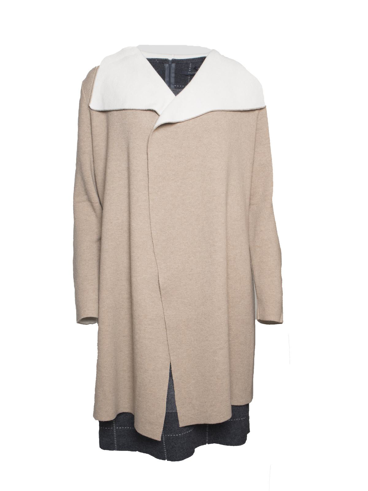 Backstage Clothing Gina Cardigan Beige