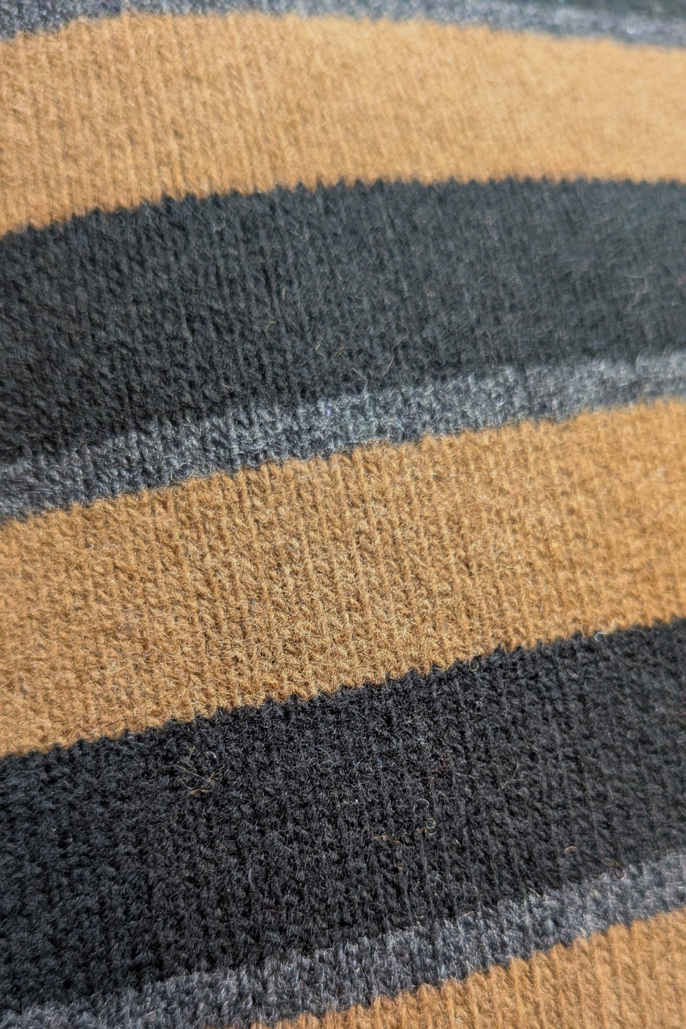 Soft Pencil Neck Scarf