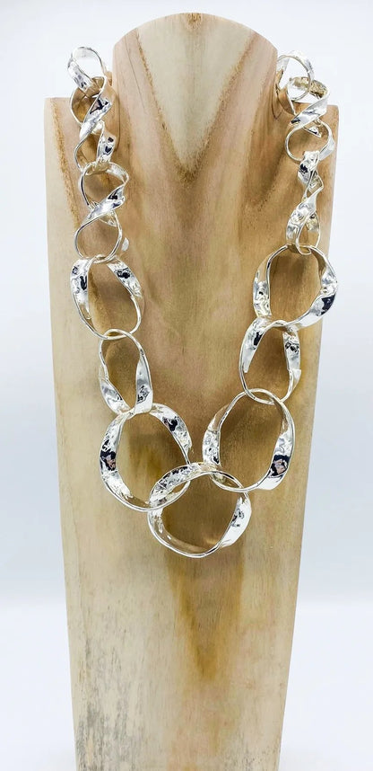 Jess & Lou Silver Chunky Loop Necklace Silver