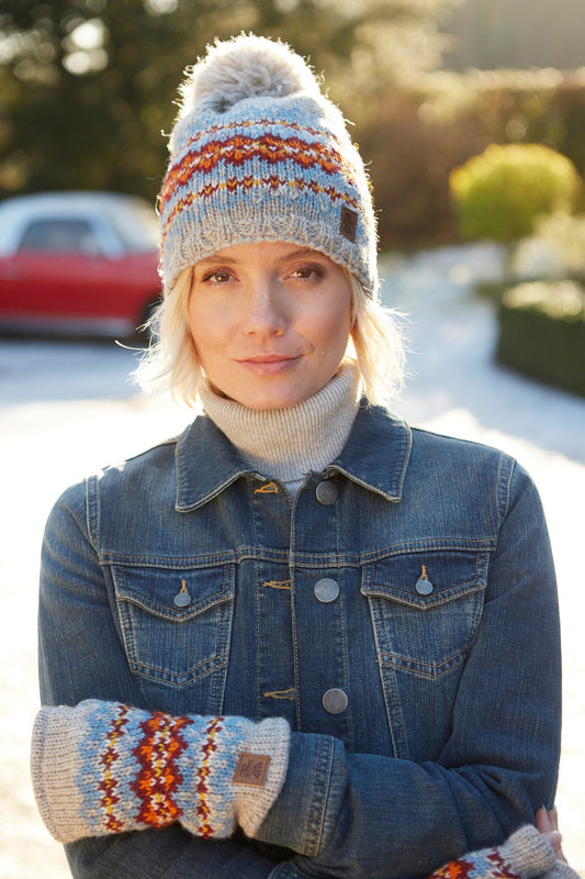 Pachamama Shetland Bobble Beanie Oatmeal