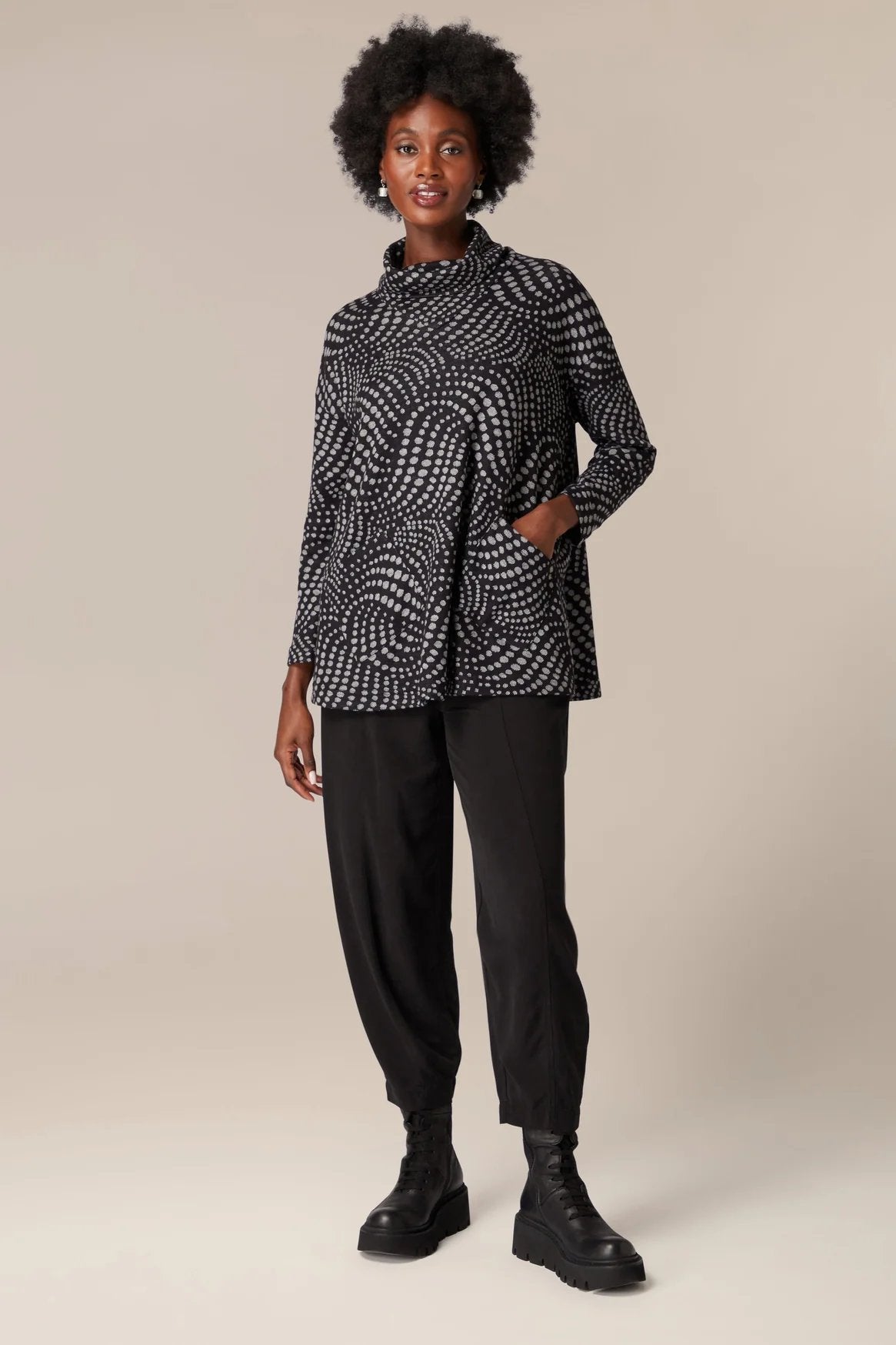 Sahara Spiral Spot Jersey Top Black