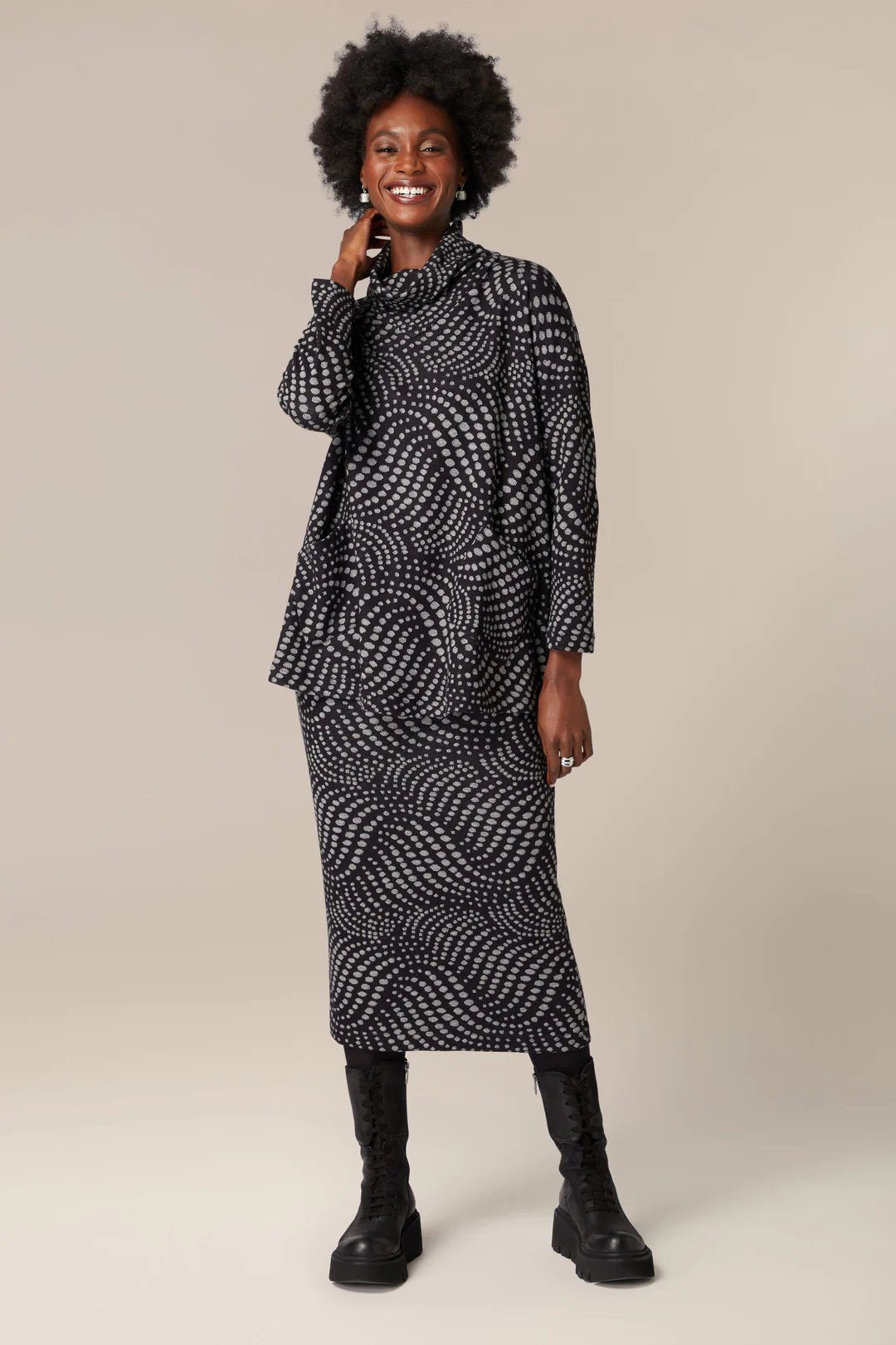 Sahara Spiral Spot Jersey Tube Skirt Black