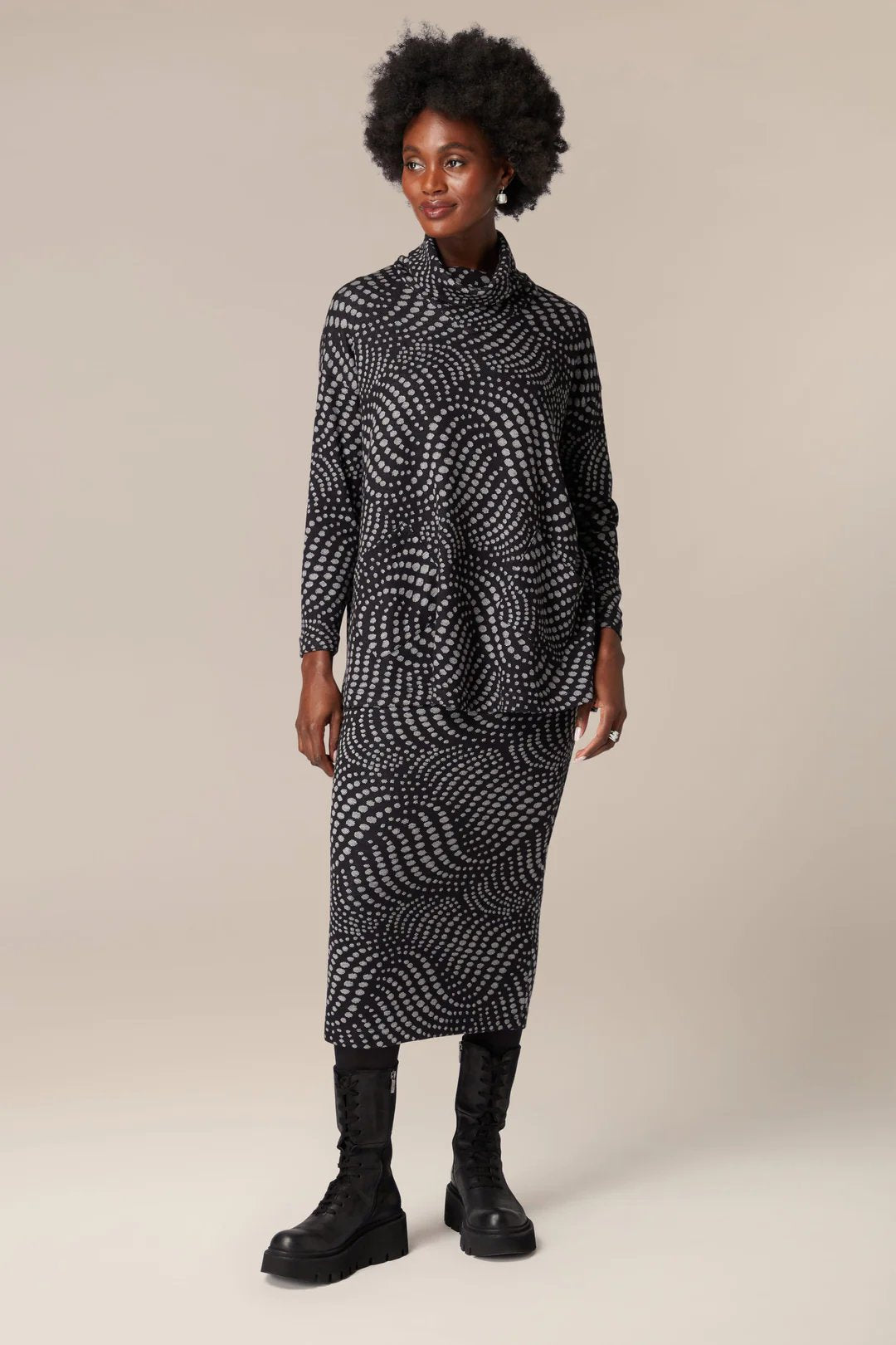 Sahara Spiral Spot Jersey Tube Skirt Black