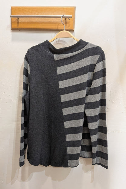 Split Stripe Front Seam Pullover