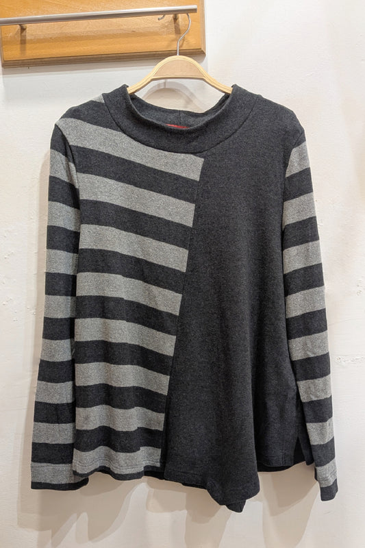 Split Stripe Front Seam Pullover