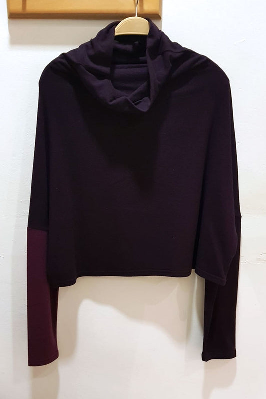 Neirami Wide High Neck Top Duo Wine