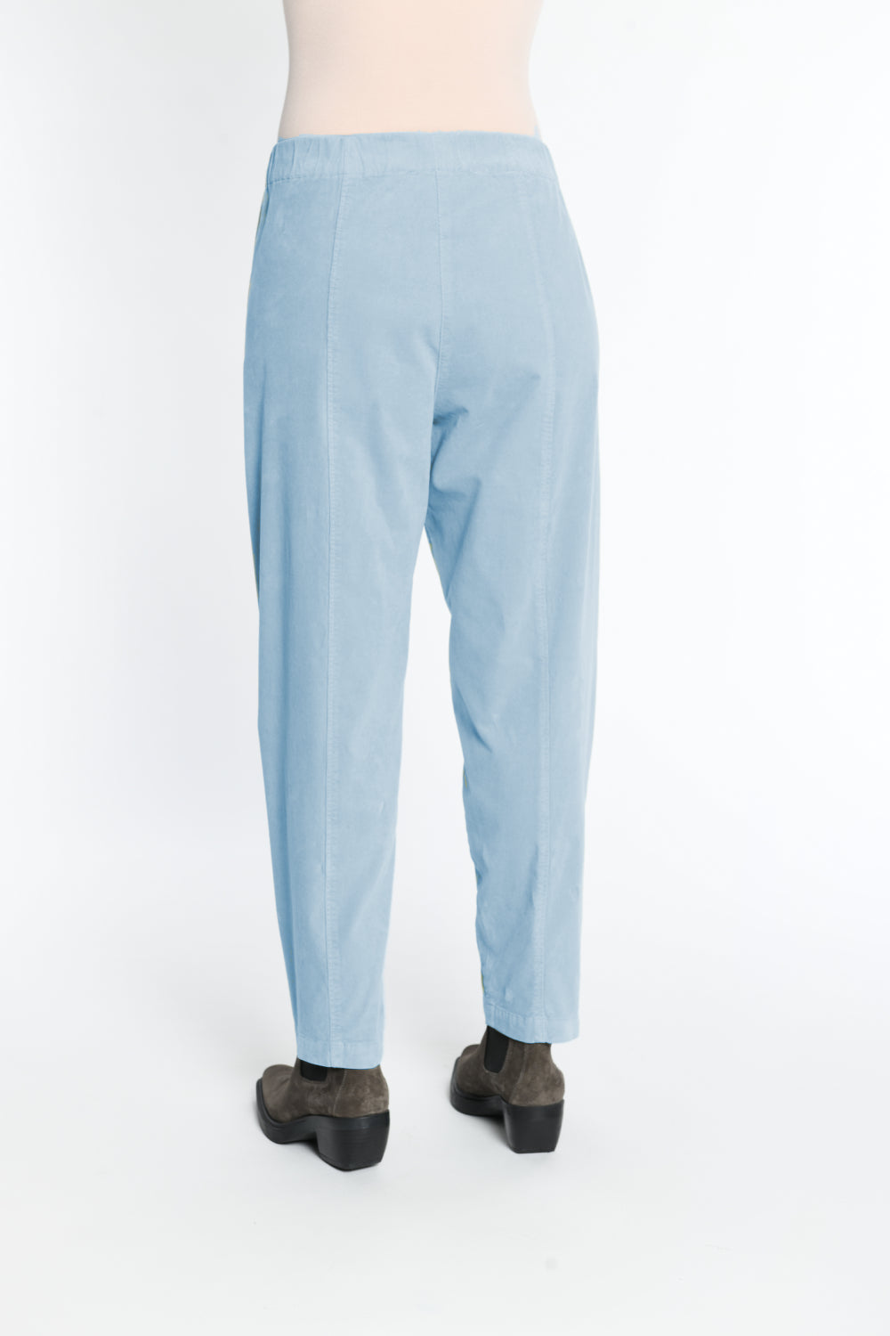 Soft Narrow 9654 Barrel Trousers